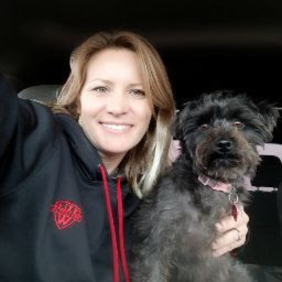 Meet your Posher, Joanie - Picture 1 of 1